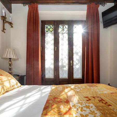 Apartamentos En Pleno Centro, Aljibe Rodrigo Del Campo 2C Granada Exteriör bild