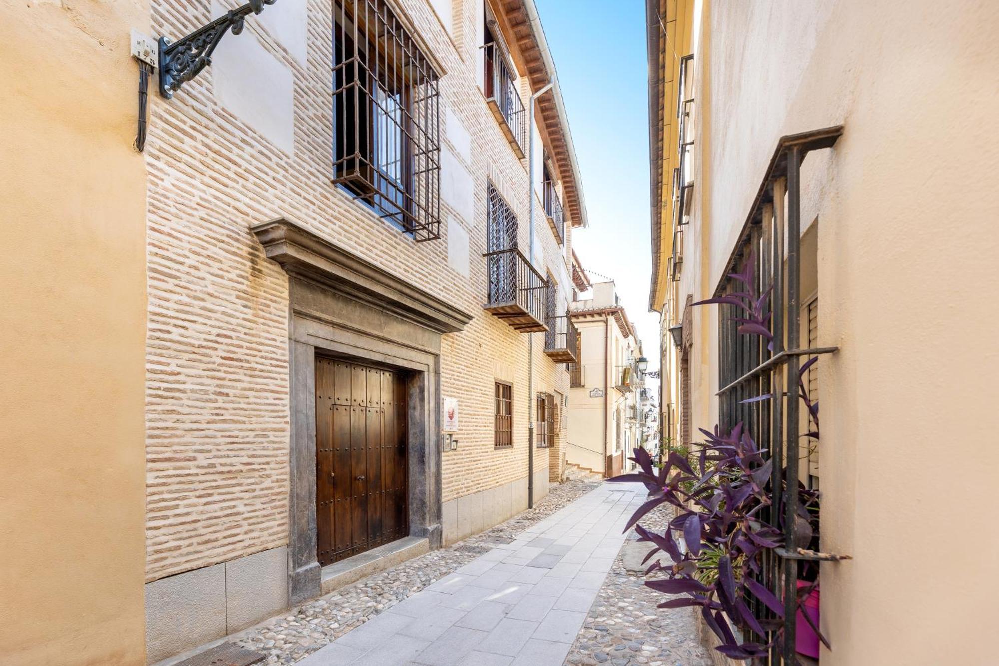 Apartamentos En Pleno Centro, Aljibe Rodrigo Del Campo 2C Granada Exteriör bild